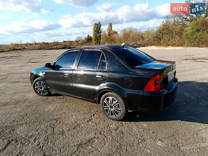 Седан Geely MR 2011 в Лановцах