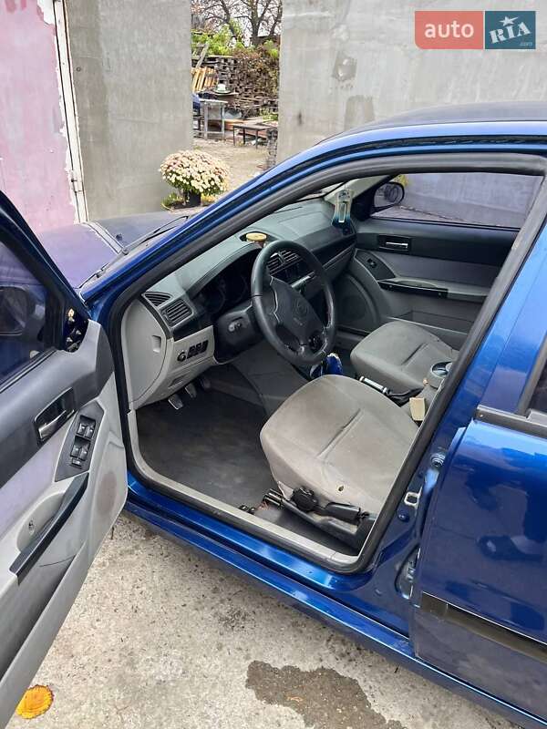 Хэтчбек Geely MR 2008 в Запорожье