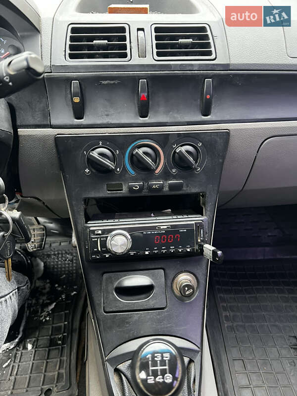 Хетчбек Geely MR 2007 в Житомирі