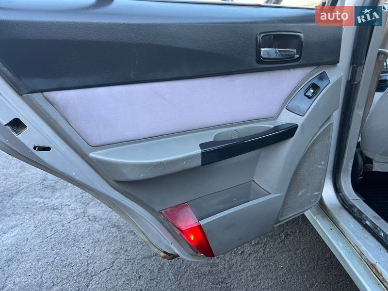 Хетчбек Geely MR 2008 в Гнівані