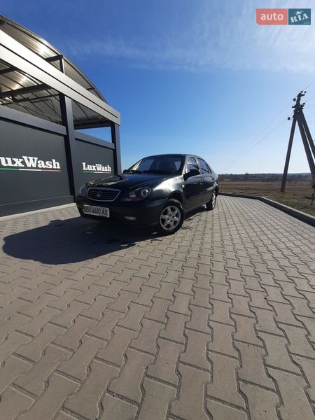 Хетчбек Geely MR 2008 в Шумську
