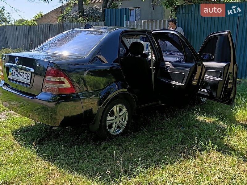 Седан Geely MR 2014 в Краснограде