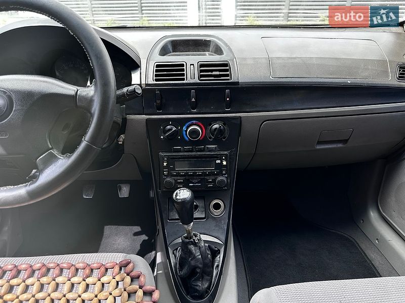 Хетчбек Geely MR 2008 в Луцьку