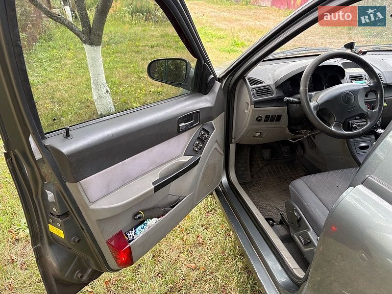 Хетчбек Geely MR 2008 в Славутичі