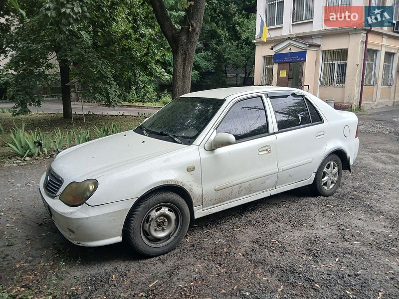 Хетчбек Geely MR 2007 в Дніпрі фото 3 Хетчбек Geely MR 2007 в Дніпрі