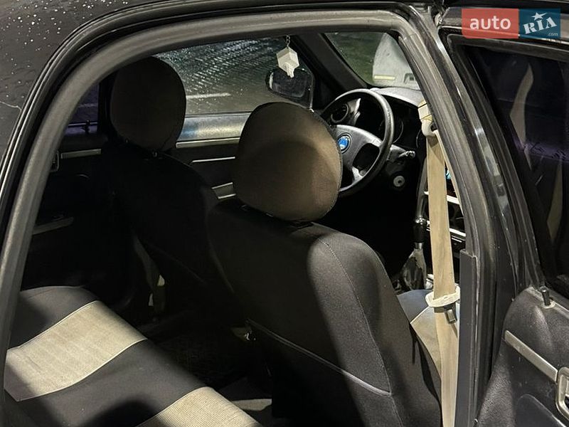 Хэтчбек Geely MR 2009 в Золотоноше