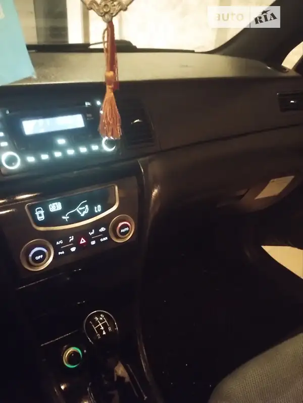 Geely SL 2011 VIN LJU8844S6CS000994 фото оголошення 40 з 65