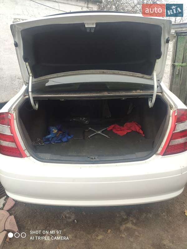 Седан Geely SL 2011 в Днепре
