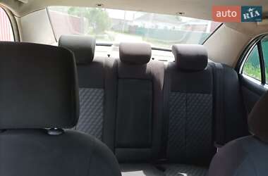 Седан Geely SL 2013 в 