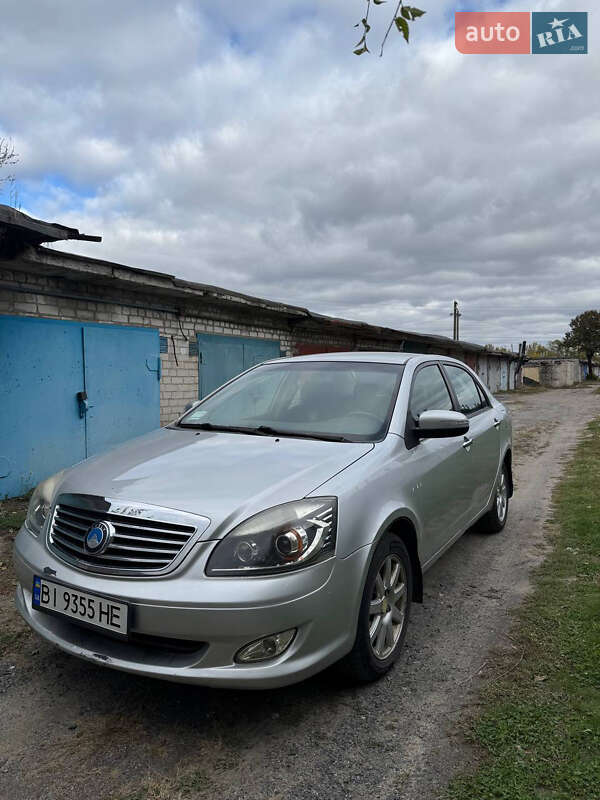 Geely SL 2013