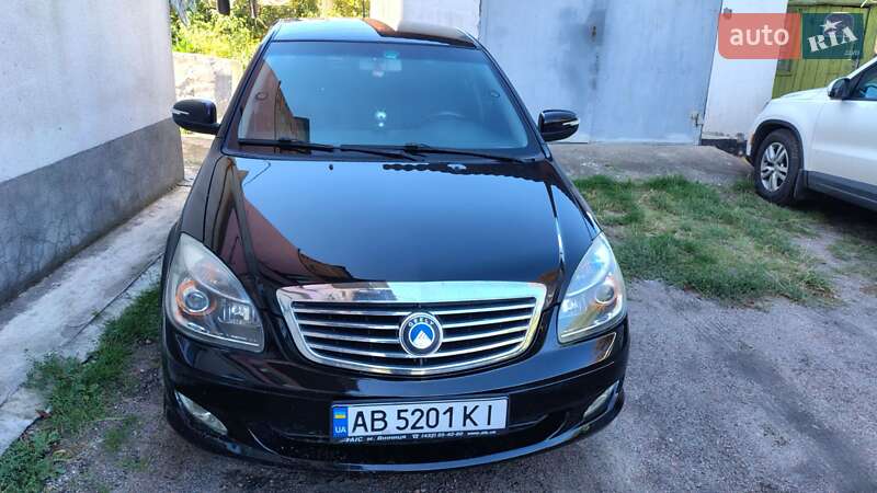 Geely SL 2012