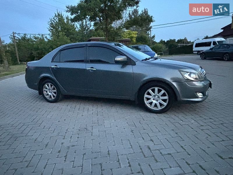 Седан Geely SL 2012 в Золочеві