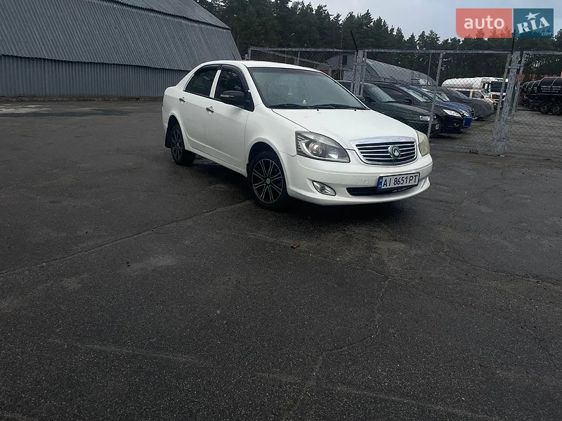Geely SL 2013