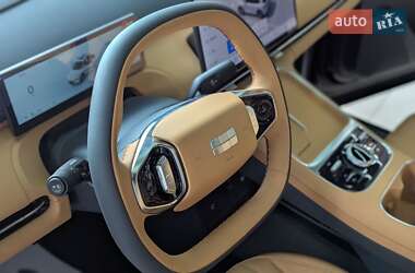 Внедорожник / Кроссовер Geely Starship 7 2025 в 