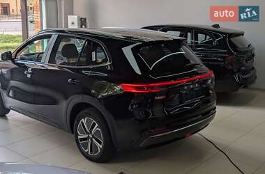 Внедорожник / Кроссовер Geely Starship 7 2025 в 