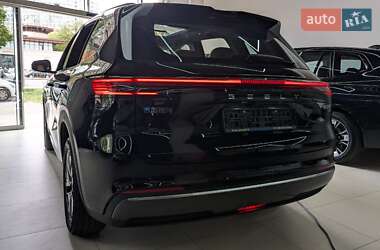Внедорожник / Кроссовер Geely Starship 7 2025 в 