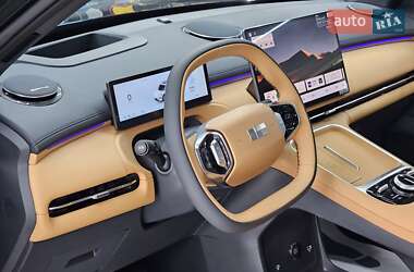 Позашляховик / Кросовер Geely Starship 7 2025 в 