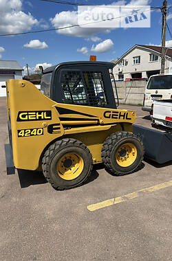 Минипогрузчик Gehl 4640 2007 в Житомире