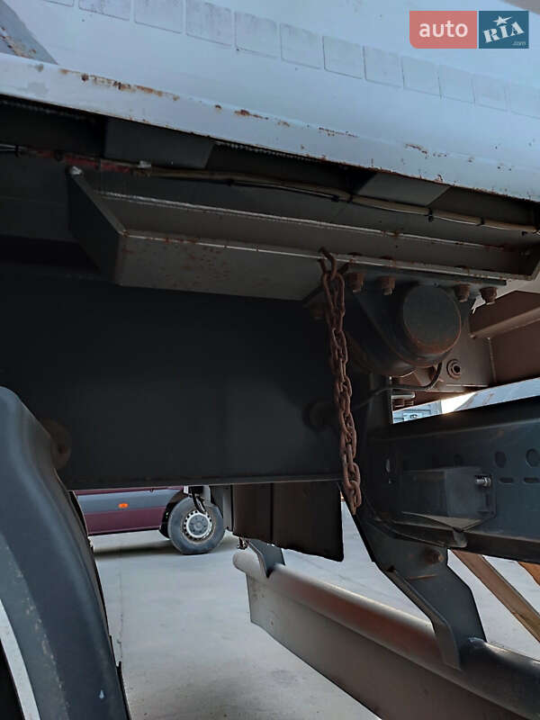 Зерновоз - полуприцеп General Trailers TF 2004 в Черновцах фото 12 Зерновоз - полуприцеп General Trailers TF 2004 в Черновцах