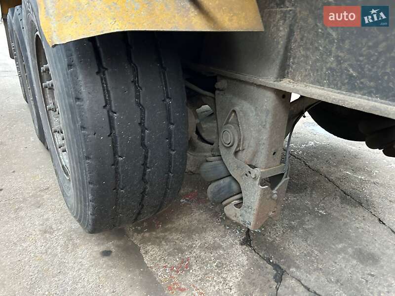 Самоскид напівпричіп General Trailers Trailers 2002 в Бучачі