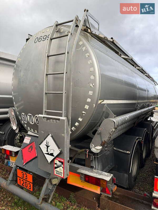 Цистерна полуприцеп General Trailers Trailers 1998 в Виннице