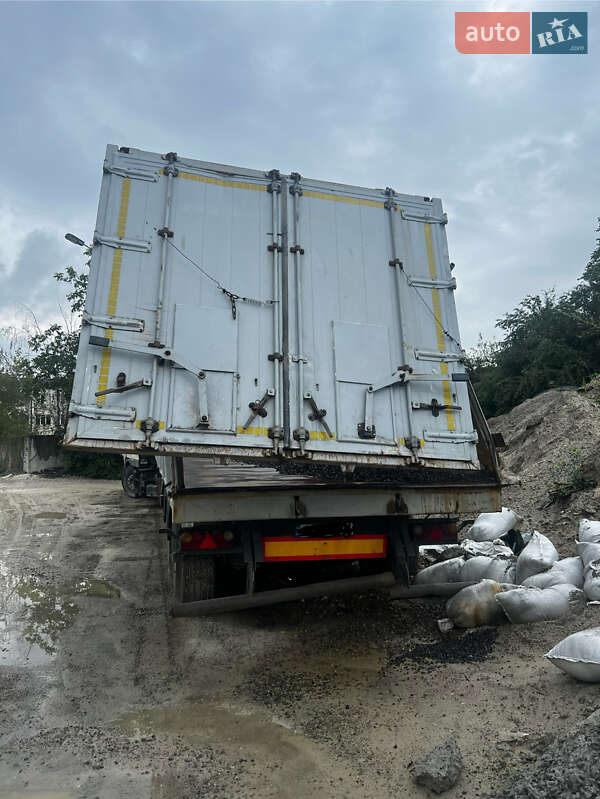General Trailers TX 2001