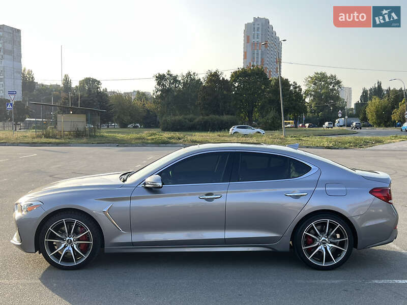 Седан Genesis G70 2019 в Киеве