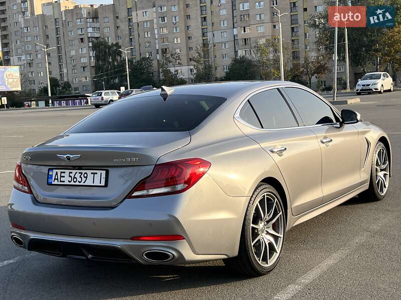 Седан Genesis G70 2019 в Киеве