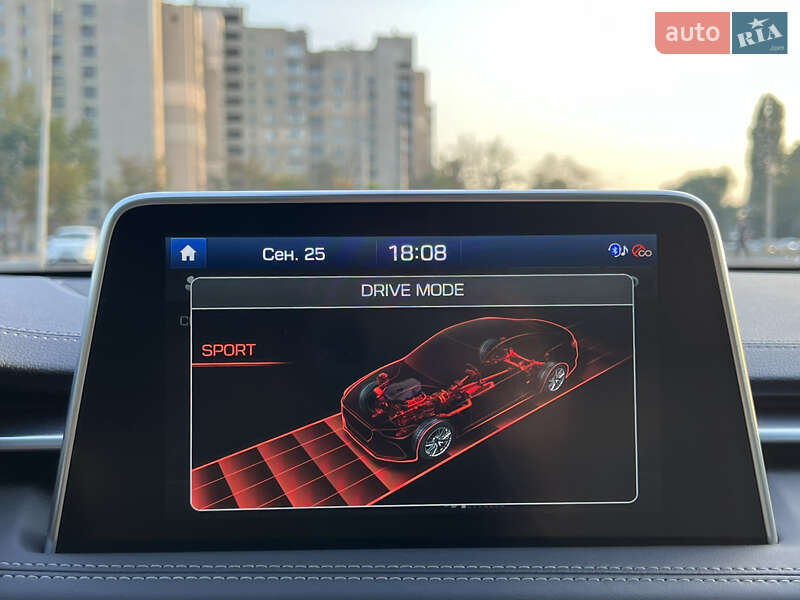 Седан Genesis G70 2019 в Киеве