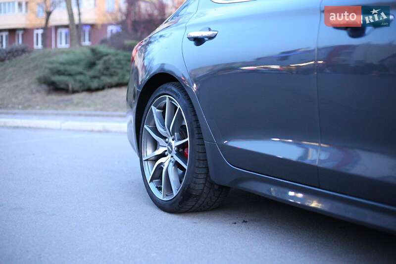 Седан Genesis G70 2019 в Києві