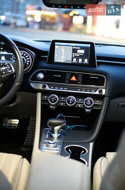 Седан Genesis G70 2019 в 