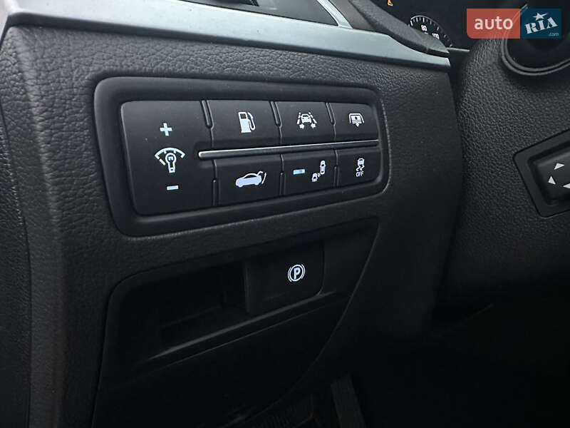 Седан Genesis G80 2016 в Киеве фото 18 Седан Genesis G80 2016 в Киеве