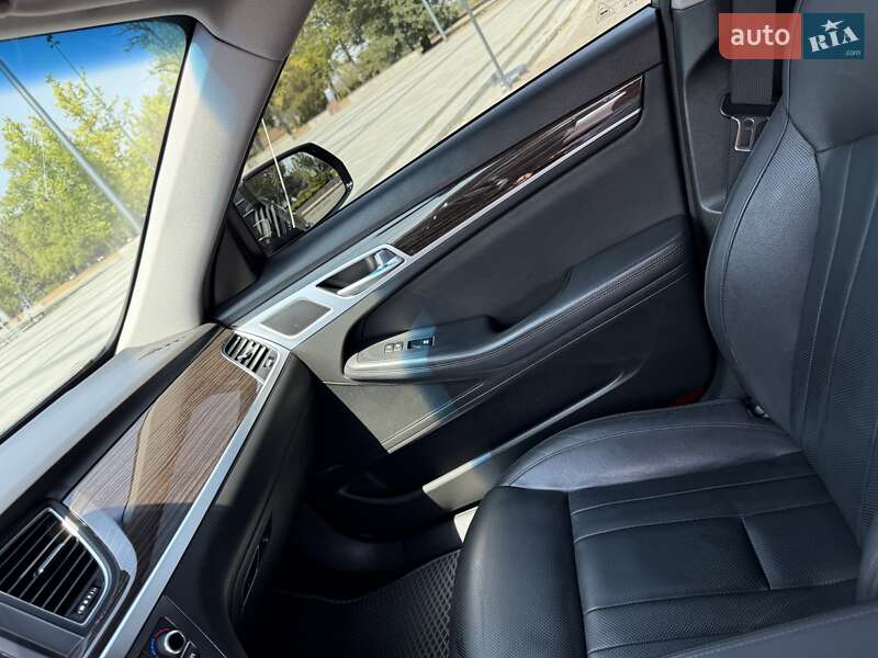 Седан Genesis G80 2016 в Миколаєві