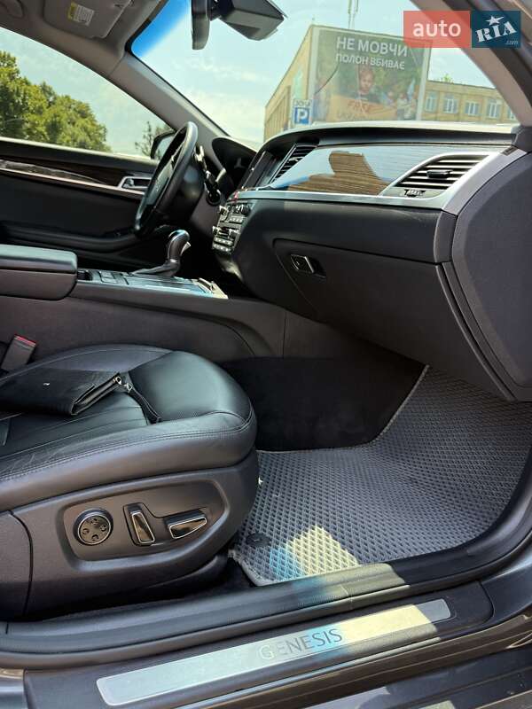 Седан Genesis G80 2016 в Миколаєві