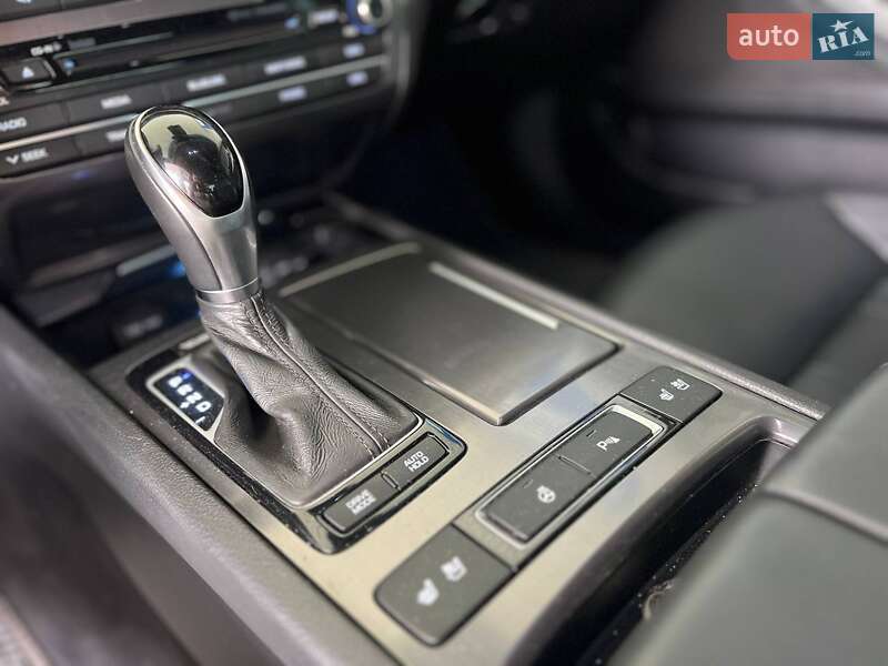 Седан Genesis G80 2016 в Николаеве