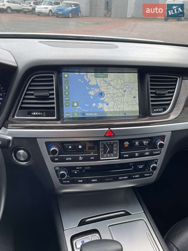 Седан Genesis G80 2016 в Ровно