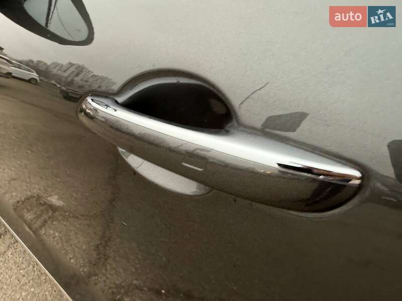 Седан Genesis G80 2023 в Киеве