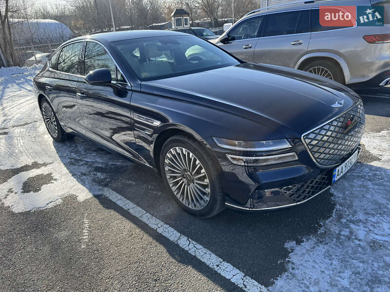 Седан Genesis G80 2022 в Киеве