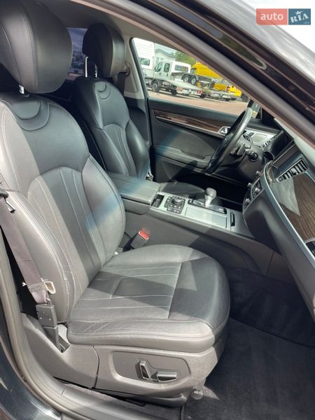 Седан Genesis G80 2016 в Ровно