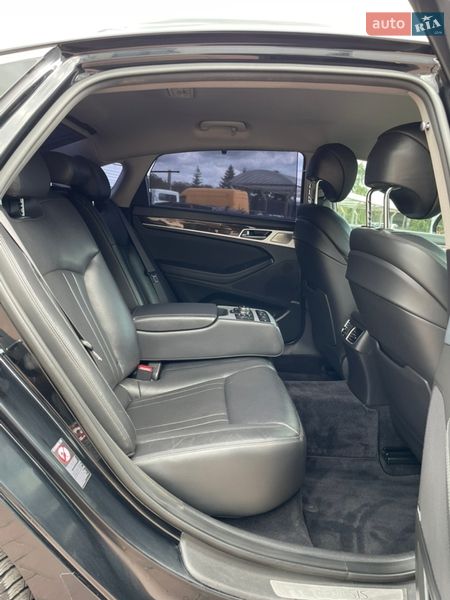 Седан Genesis G80 2016 в Ровно