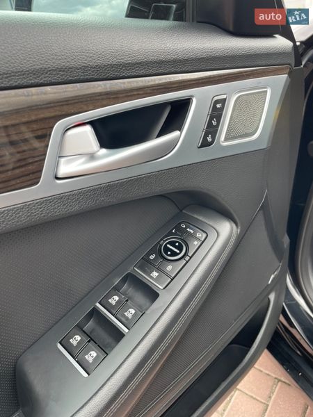 Седан Genesis G80 2016 в Ровно