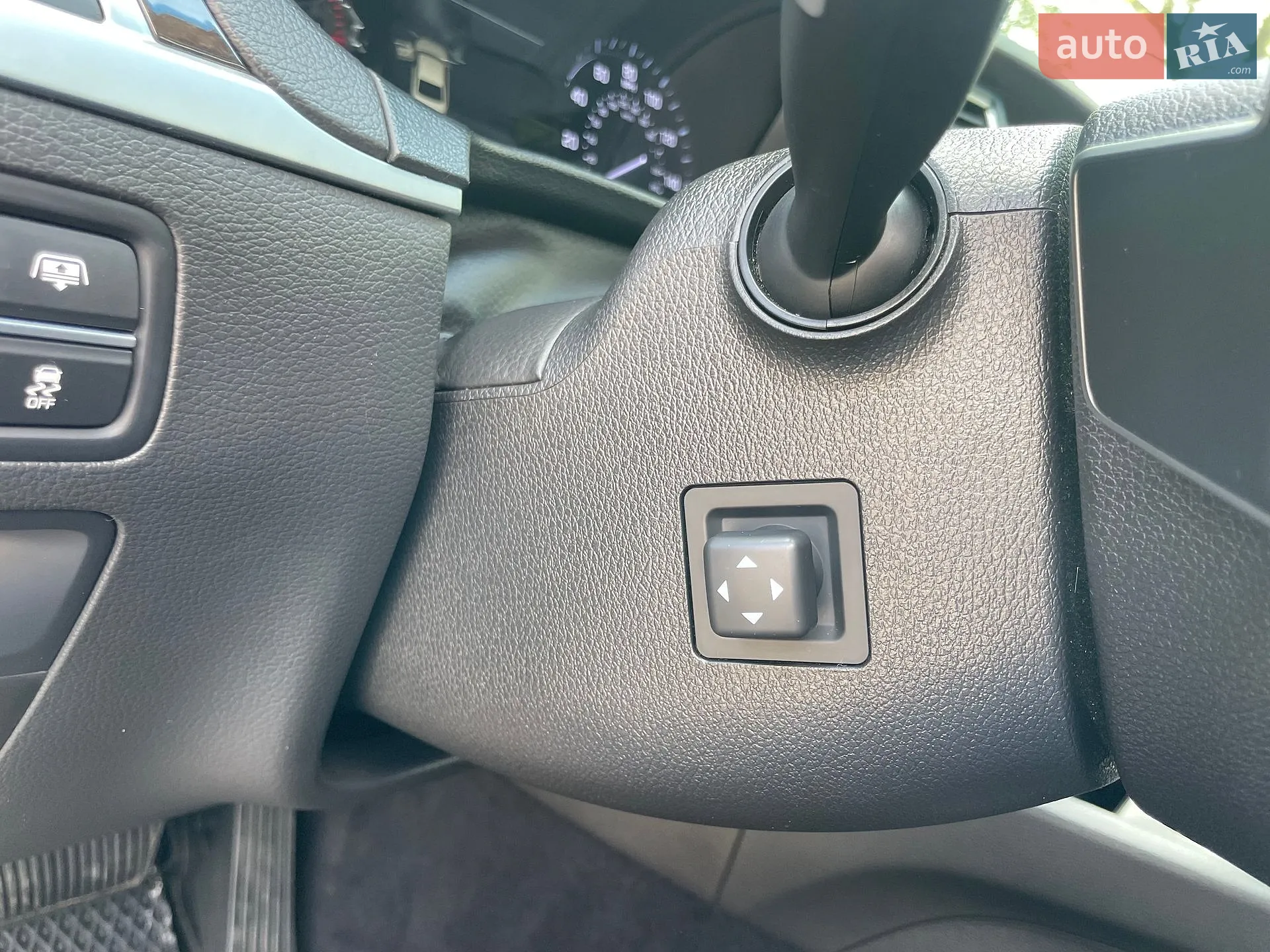 2017 Genesis G80 - мініатюра 11