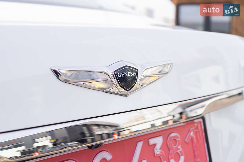 Седан Genesis G90 2018 в Киеве