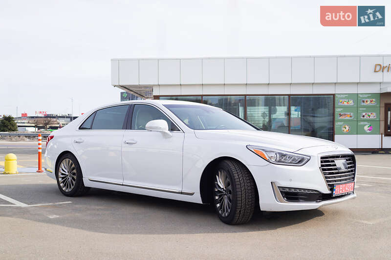 Седан Genesis G90 2018 в Киеве