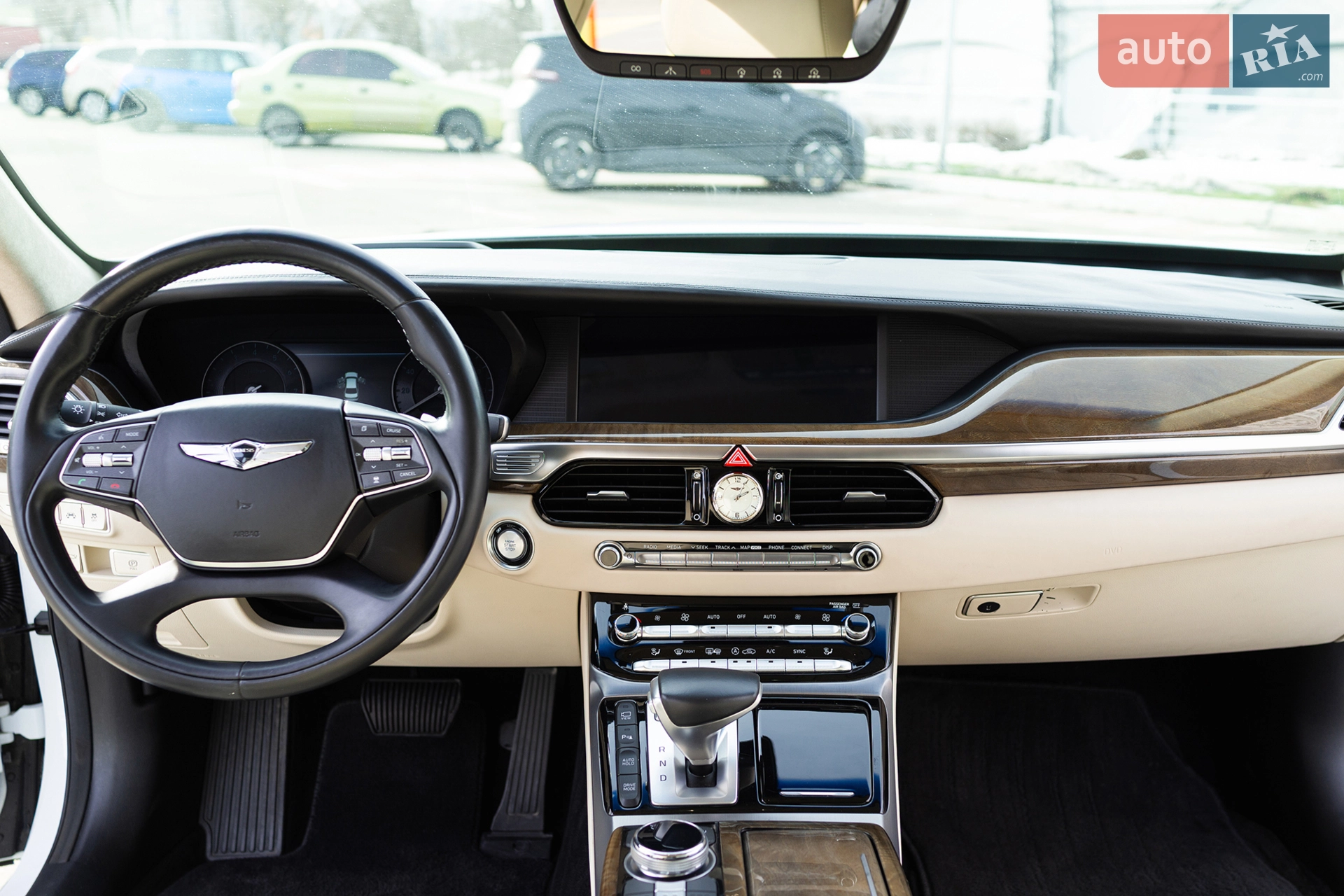 2018 Genesis G90 - мініатюра 31