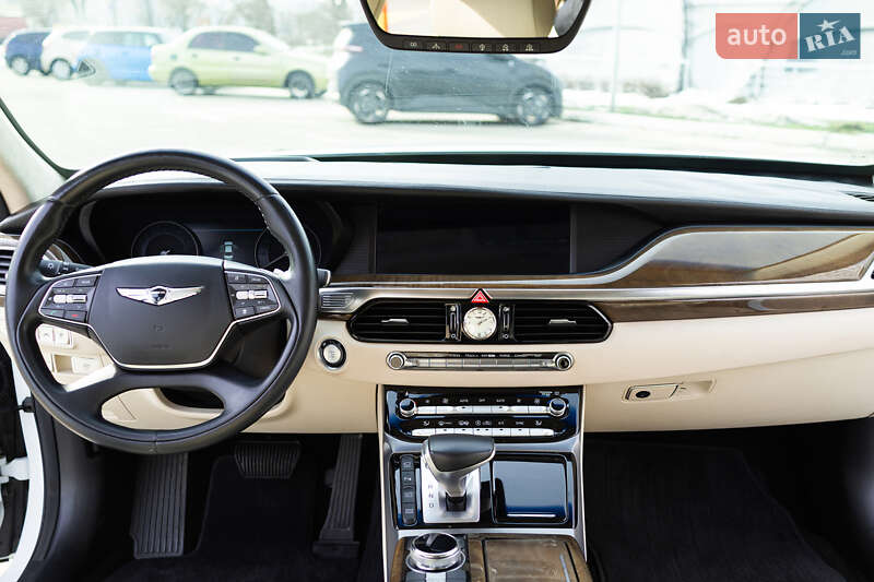 Седан Genesis G90 2018 в Киеве