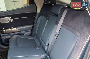 Внедорожник / Кроссовер Genesis GV60 2022 в 