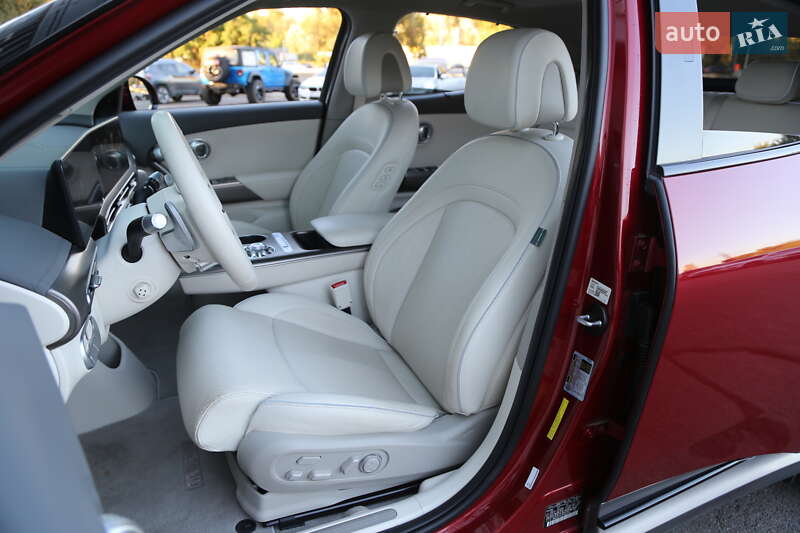 Внедорожник / Кроссовер Genesis GV60 2022 в Киеве