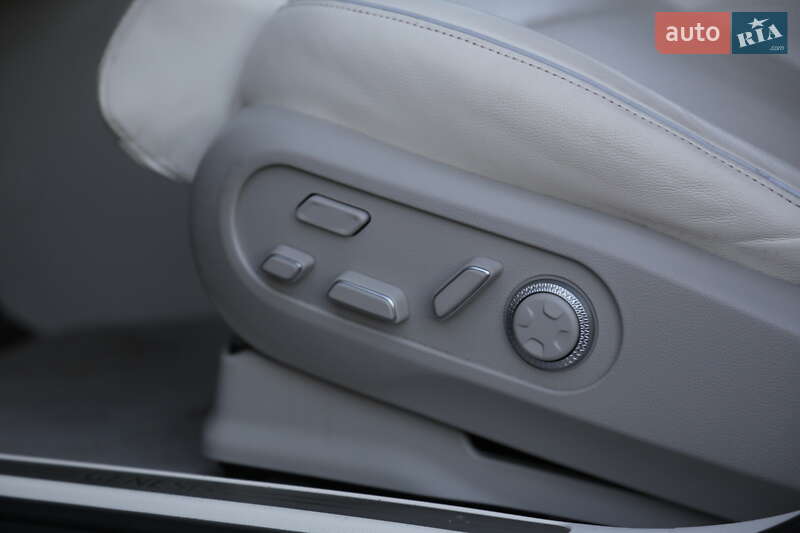 Внедорожник / Кроссовер Genesis GV60 2022 в Киеве