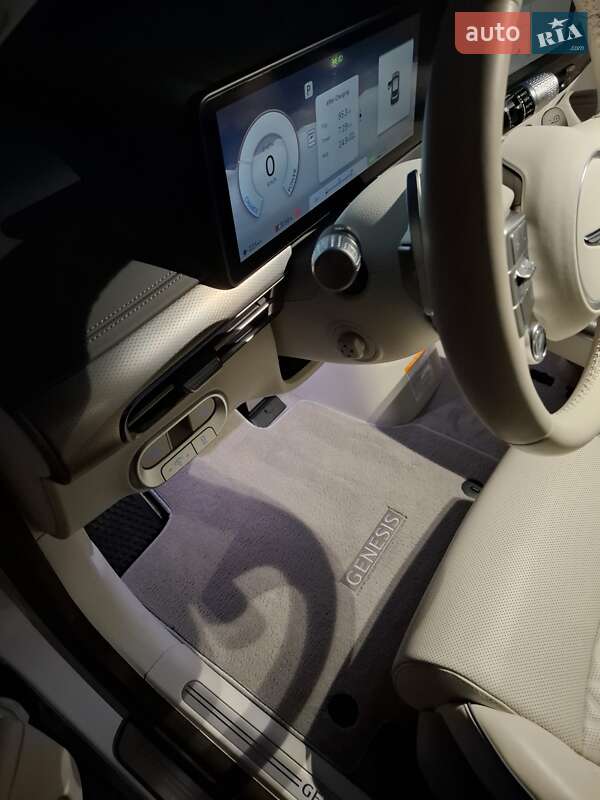 Фастбэк Genesis GV60 2024 в Киеве